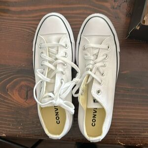 Brand new converse platform tennies